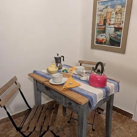 Colored Tiny House Apartment Genua